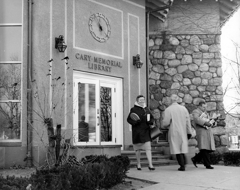 Front entrance of Library in 1976
